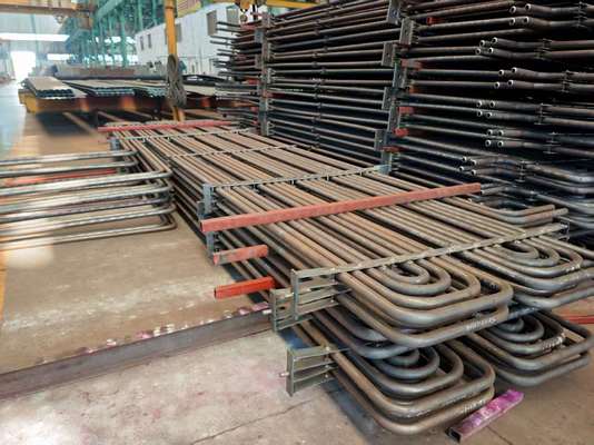 Stainless-Carbon-Alloy-Stahl-Serpentinröhre mit hoher Korrosionsbeständigkeit