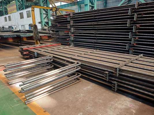 Stainless-Carbon-Alloy-Stahl-Serpentinröhre mit hoher Korrosionsbeständigkeit