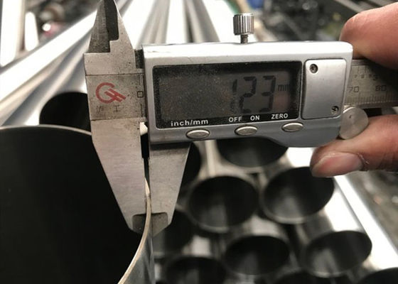 Walzen Sie getemperten Rohr LÄRM 17458 EN10216 5 D4 T4 für Automobilkraftstoffleitungen kalt