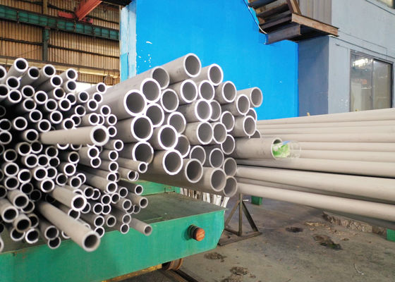 Rostfreies nahtloses Rohr ASTM A213 TP347H 1,4912